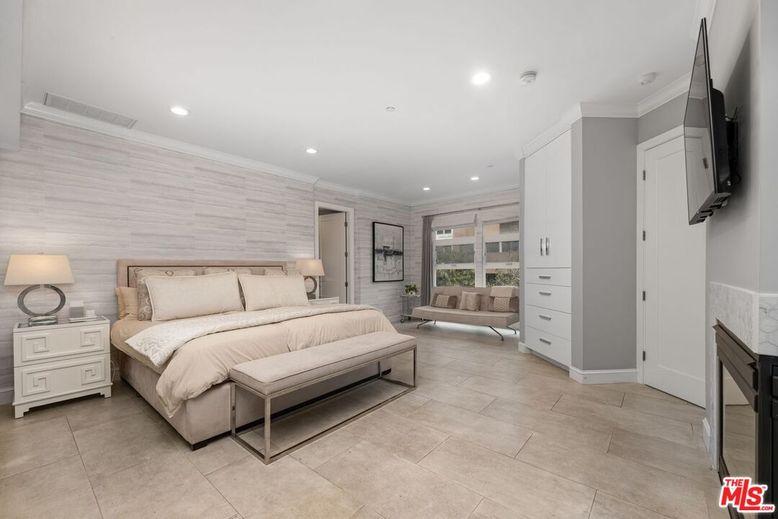 Bedroom, Fireplace, Interior, Recessed Lighting