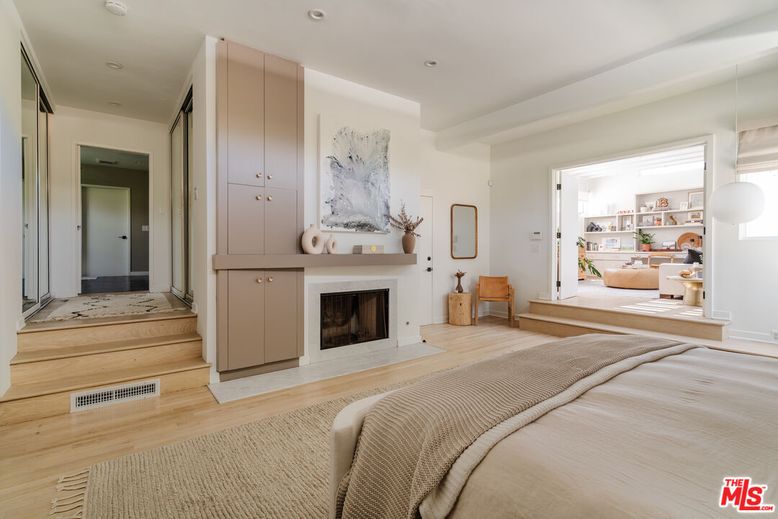Bedroom, Fireplace, Interior, Recessed Lighting, Wood Texture Flooring