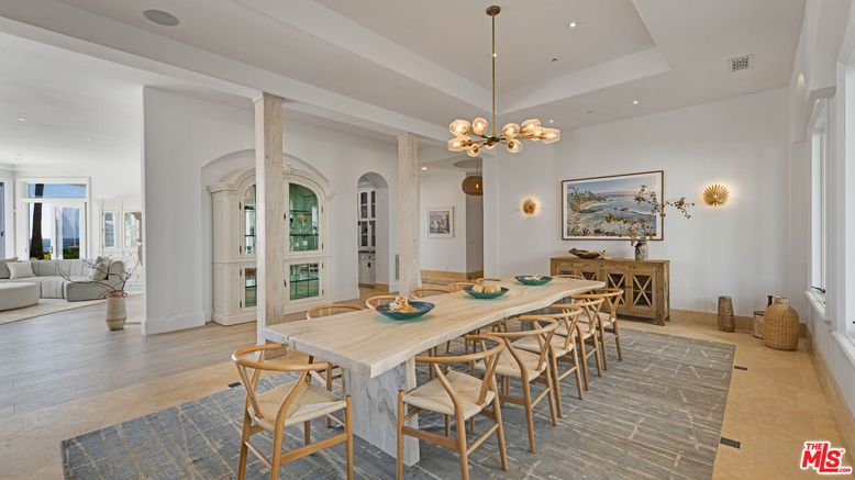 Dining room, Interior, Living room, Pendant Lights, Recessed Lighting, Wood Texture Flooring