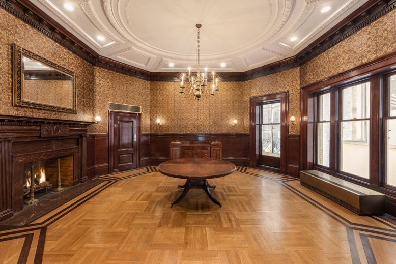 Chandelier, Fireplace, Interior, Recessed Lighting, Wood Texture Flooring
