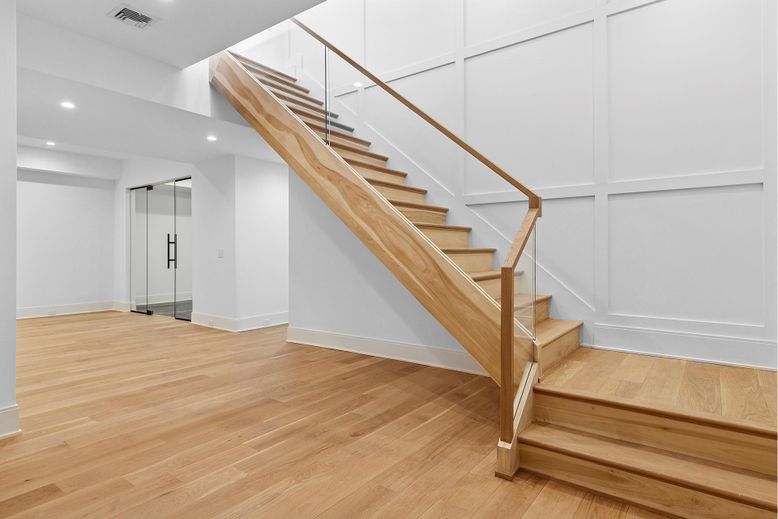 Interior, Recessed Lighting, Wood Texture Flooring