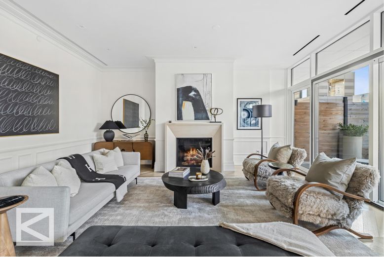 Fireplace, Interior, Living room, Recessed Lighting