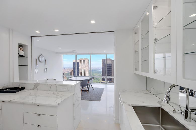 Dining room, Interior, Kitchen, Recessed Lighting