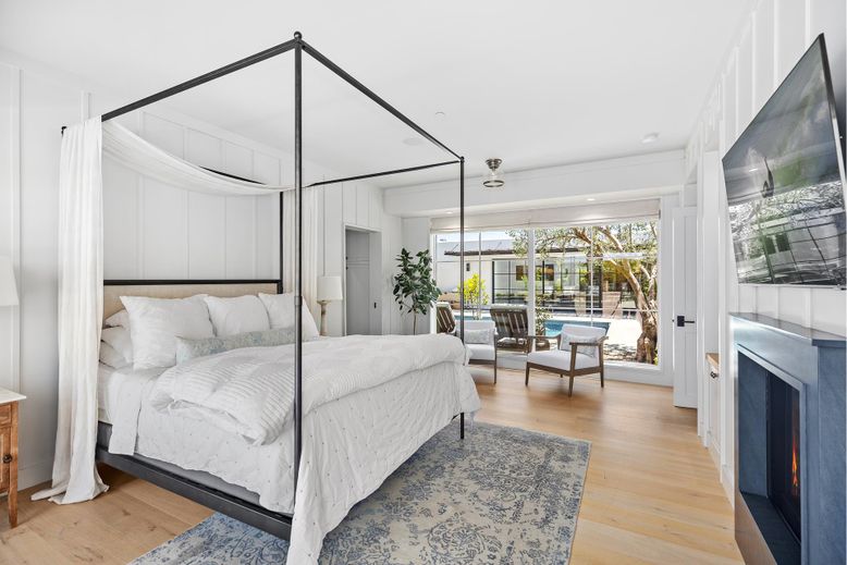 Bedroom, Fireplace, Interior, Wood Texture Flooring