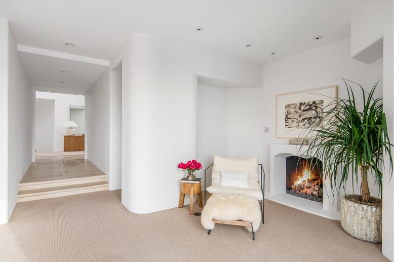 Fireplace, Interior, Recessed Lighting