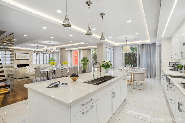 Dining room, Interior, Kitchen, Living room, Pendant Lights, Recessed Lighting, Stainless Steel Appliances, Wood Texture Flooring