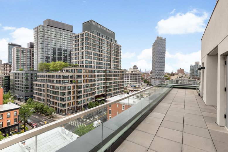 Exterior, Other, Skyline