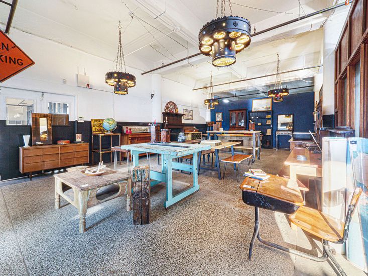 Dining room, Interior, Pendant Lights