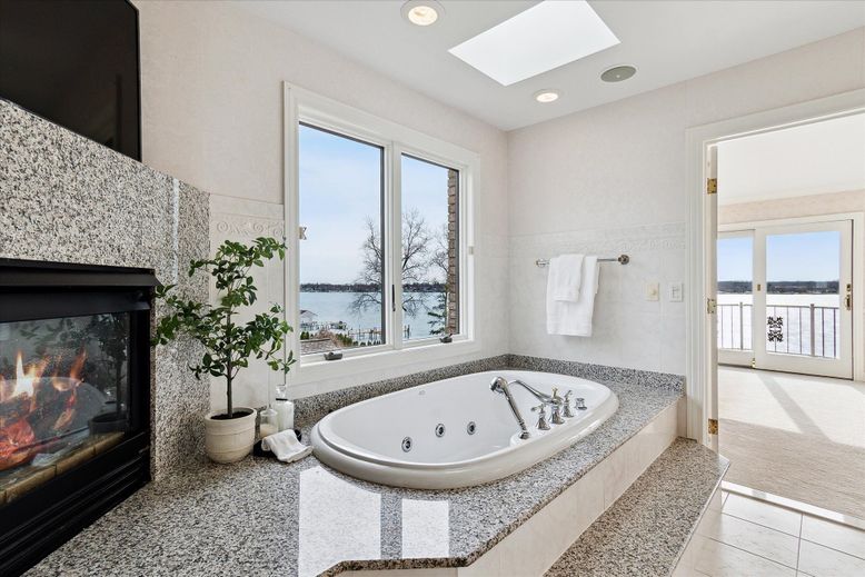 Bathroom, Fireplace, Interior, Recessed Lighting, Water