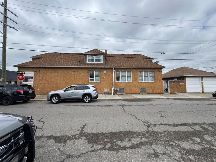 Detached Garage, Exterior