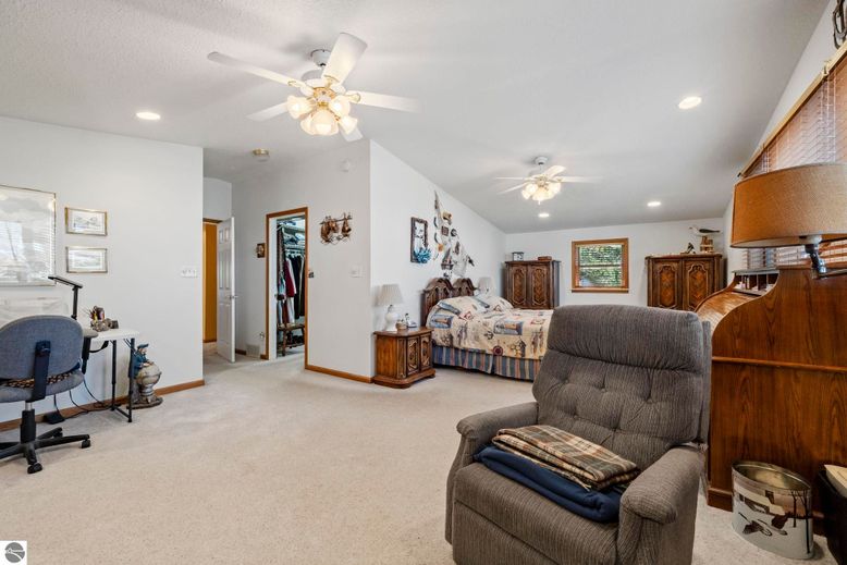 Bedroom, Home Office, Interior, Recessed Lighting