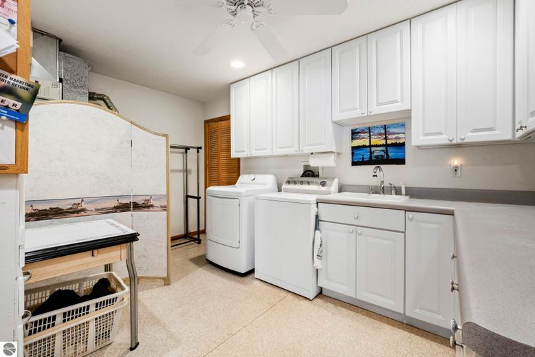 Interior, Recessed Lighting, Washer