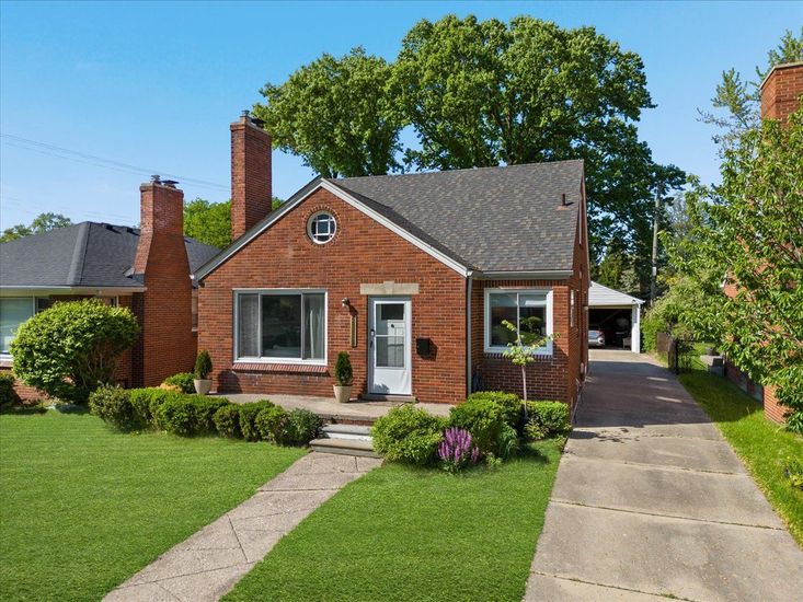 Exterior, Facade, Brick Facade, Tudor Revival