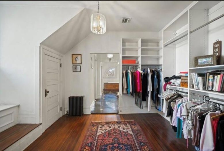 Interior, Pendant Lights, Walk-in Closets, Wood Texture Flooring