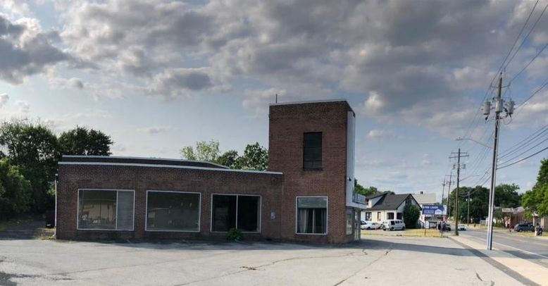 Exterior, Facade, Brick Facade, Condo Building