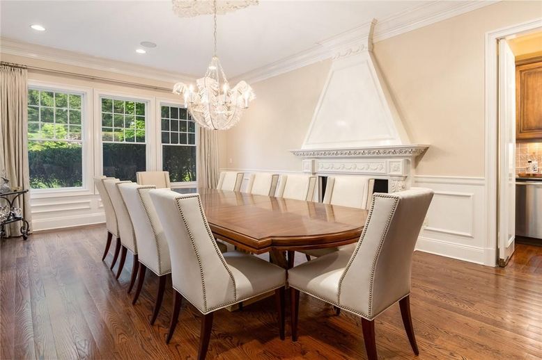Chandelier, Dining room, Fireplace, Interior, Recessed Lighting, Wood Texture Flooring