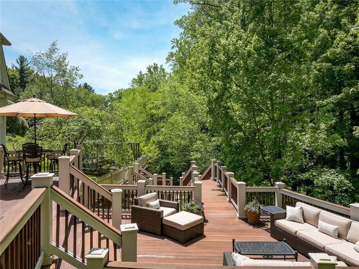 Exterior, Wood Texture Flooring