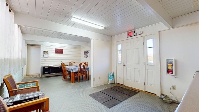 Dining room, Interior