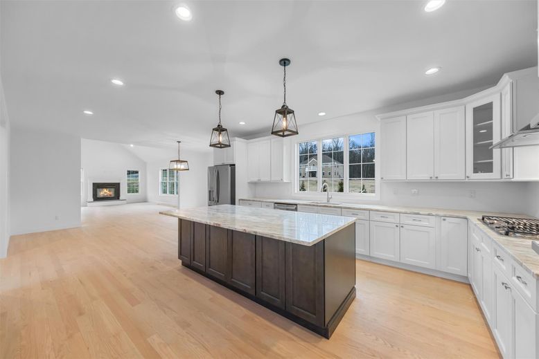 Fireplace, Interior, Kitchen, Pendant Lights, Recessed Lighting, Wood Texture Flooring