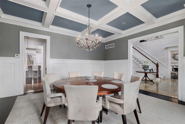 Chandelier, Dining room, Interior