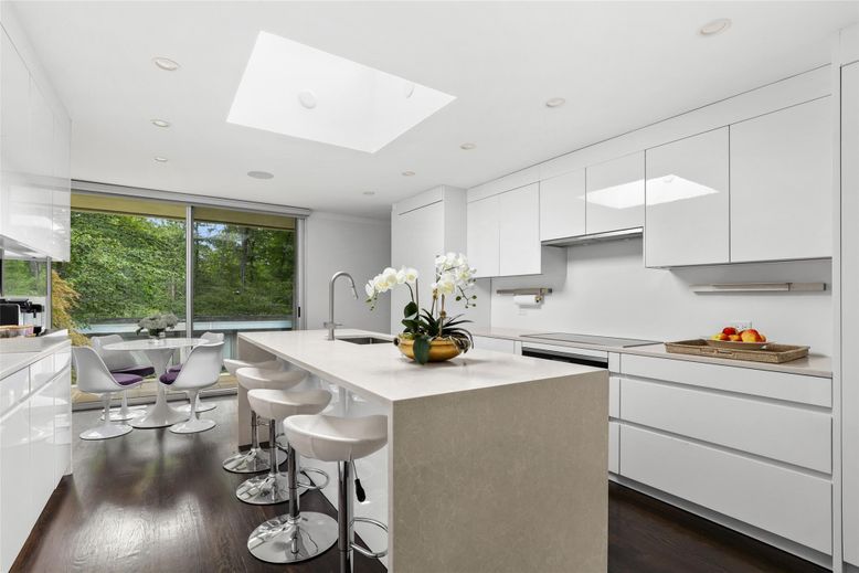 Dining room, Interior, Kitchen, Recessed Lighting, Stainless Steel Appliances, Wood Texture Flooring