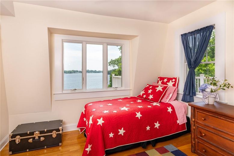 Bedroom, Interior, Water, Wood Texture Flooring