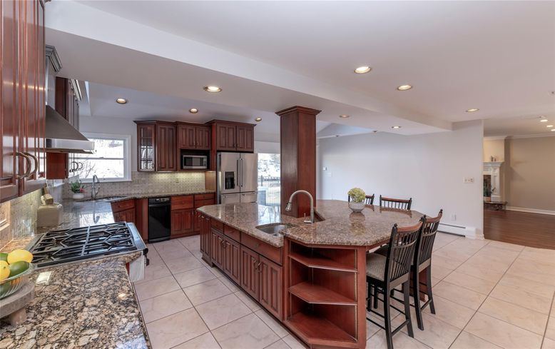Dining room, Interior, Kitchen, Recessed Lighting, Stainless Steel Appliances, Wood Texture Flooring