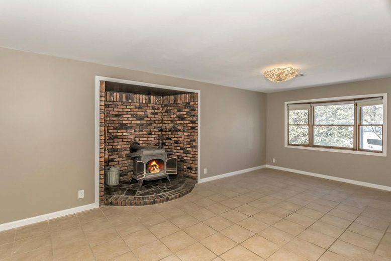 Empty room, Fireplace, Interior