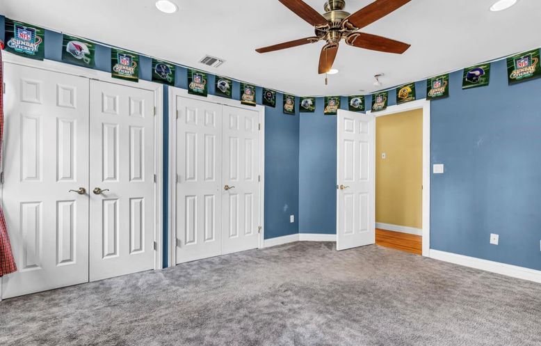 Empty room, Interior, Recessed Lighting