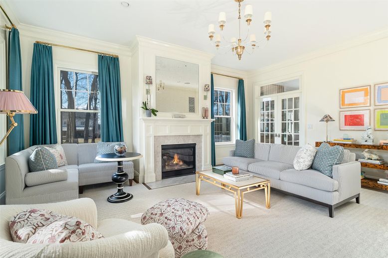 Chandelier, Fireplace, Interior, Living room