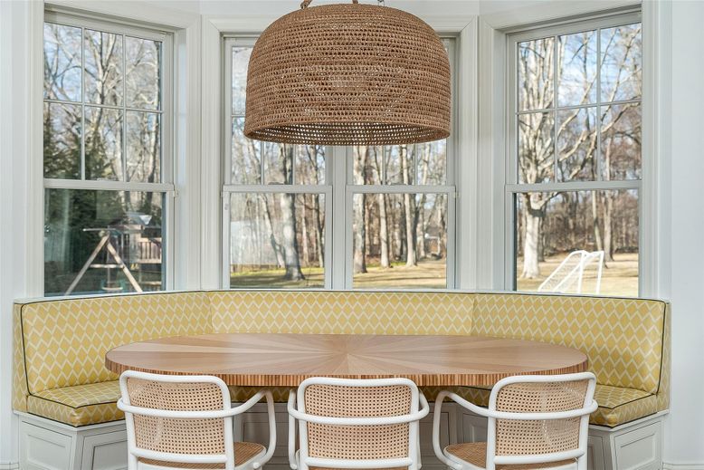Dining room, Interior