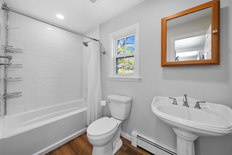 Bathroom, Interior, Recessed Lighting, Wood Texture Flooring