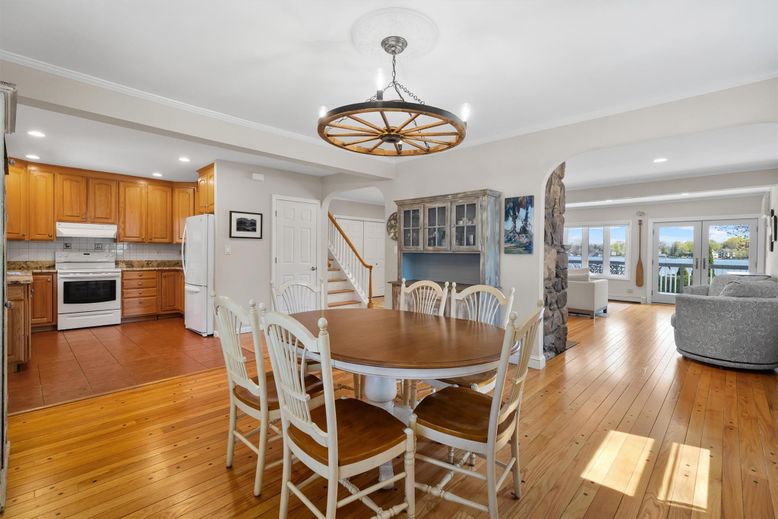 Chandelier, Dining room, Interior, Kitchen, Recessed Lighting, Wood Texture Flooring