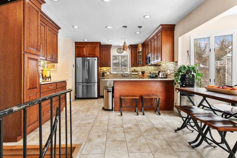 Interior, Kitchen, Pendant Lights, Recessed Lighting