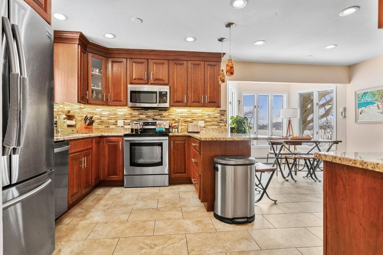 Interior, Kitchen, Pendant Lights, Recessed Lighting, Stainless Steel Appliances