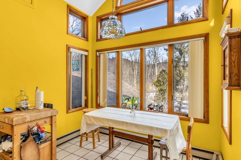 Dining room, Interior, Pendant Lights