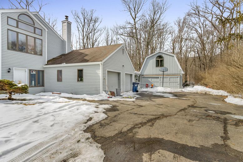 Backyard, Detached Garage, Exterior