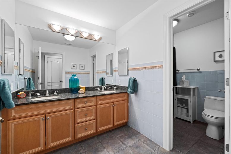 Bathroom, Dual Sink Vanities, Interior