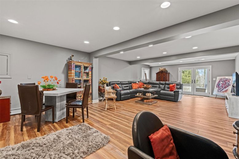Dining room, Interior, Living room, Recessed Lighting, Wood Texture Flooring