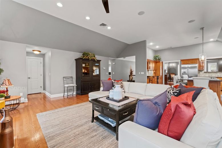 Interior, Kitchen, Living room, Pendant Lights, Recessed Lighting, Stainless Steel Appliances, Wood Texture Flooring