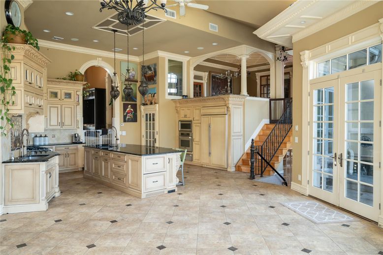 Interior, Kitchen, Recessed Lighting