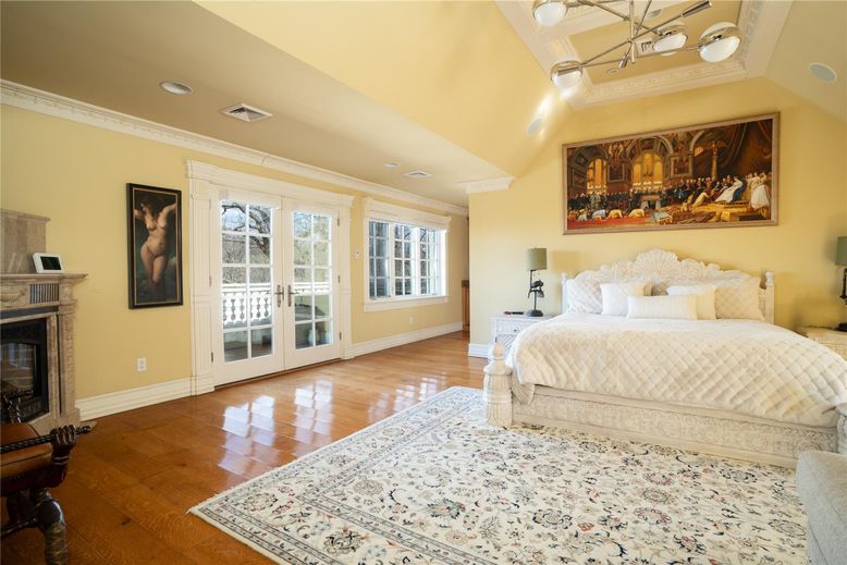Bedroom, Fireplace, Interior, Recessed Lighting, Wood Texture Flooring