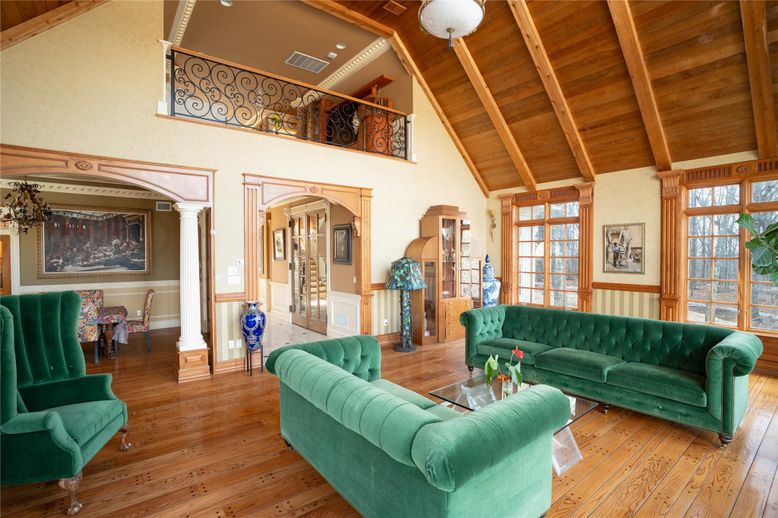 Dining room, Interior, Living room, Wooden Beams, Wooden Ceilings, Wood Texture Flooring