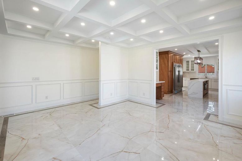 Chandelier, Interior, Kitchen, Marble, Pendant Lights, Recessed Lighting