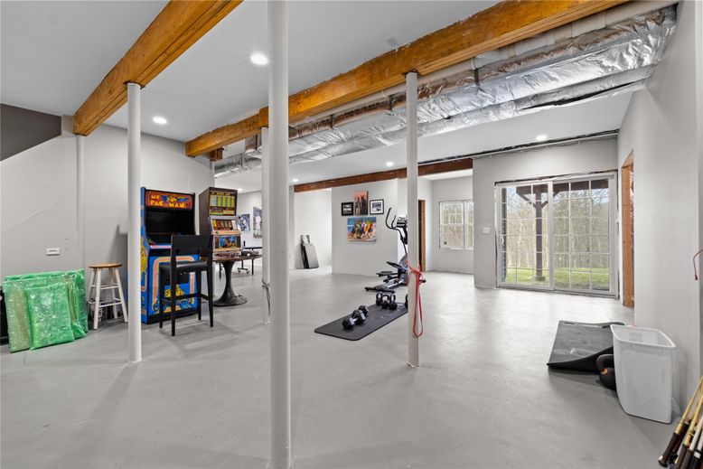 Fitness Equipment, Interior, Recessed Lighting, Wooden Beams