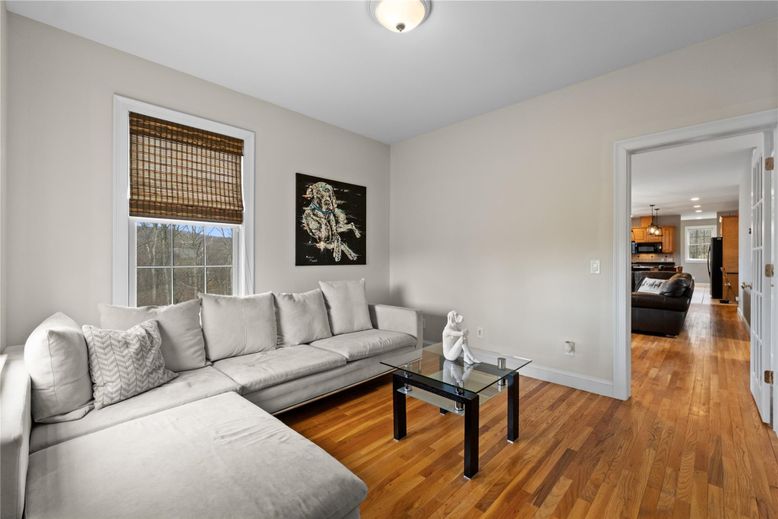 Interior, Kitchen, Living room, Pendant Lights, Recessed Lighting, Wood Texture Flooring
