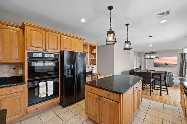 Dining room, Interior, Kitchen, Pendant Lights, Recessed Lighting, Wood Texture Flooring