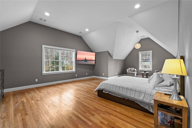 Bedroom, Interior, Pendant Lights, Recessed Lighting, Wood Texture Flooring