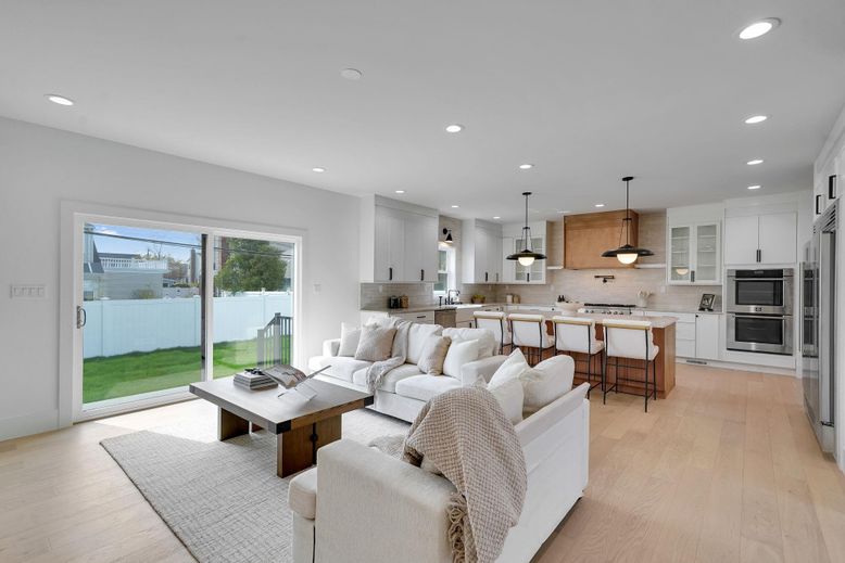 Interior, Kitchen, Living room, Pendant Lights, Recessed Lighting, Stainless Steel Appliances, Wood Texture Flooring