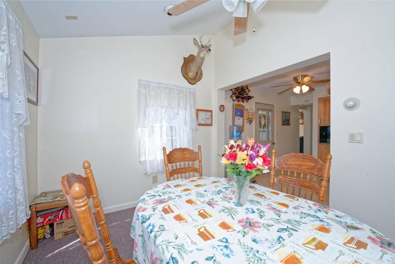 Dining room, Interior